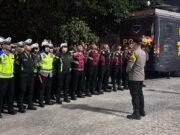 Gelar Apel Pergeseran Pasukan, Polres Karawang Siap Amankan Arus Mudik dan Balik Lebaran 2025