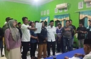 Perangkat Desa Kampungsawah Klarifikasi Dugaan Pungli Insentif Guru Ngaji hingga Marbot, Kades Tegaskan Kembalikan !