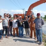 Pemkab Karawang Gerak Cepat Normalisasi Sungai Tambun, Petani Medankarya Terbantu