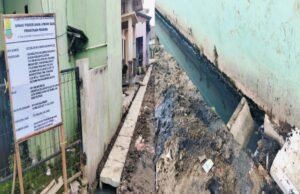 Tanpa Pengawasaan Dinas PUPR, CV Palapa Dig Daya Kerjakan Proyek Drainase di Kelurahan Tanjungmekar Diduga Asal-asalan