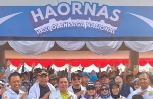 Ribuan Warga Karawang Tumpah Ruah di Jalan Santai HUT ke-392 dan Haornas