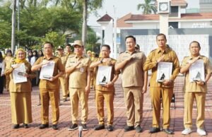 Bupati Aep Tegaskan Pentingnya Inovasi Desa, Mulyasari dan Karawang Kulon Raih Anugerah Gapura Sri Baduga 2025