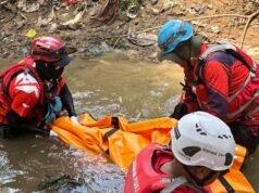 Tiga Bocah Terseret Arus Kali Cikarang, Dua Ditemukan Meninggal Dunia
