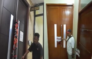KPK Segel Ruangan Bupati dan Kepala Disbudpora Bekasi