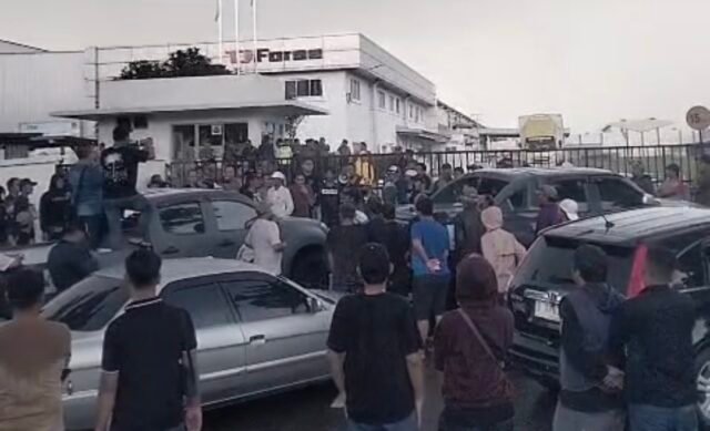 Screenshot_20251208-215923