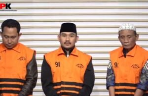 KPK Tetapkan Bupati Bekasi Ade Kuswara Kunang Tersangka “Ijon Proyek” Rp9,5 Miliar, Ayah Jadi Perantara