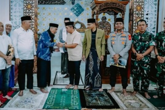 Pemkab Karawang Mulai Gelar Tarawih Keliling Ramadan 1447 H di Kecamatan Pakisjaya