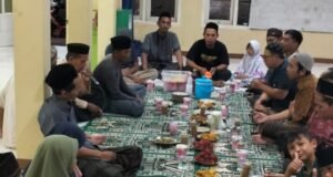 DKM Masjid Al-Khoir Santuni 20 Anak Yatim di Cikarang Timur pada Ramadhan 1447 H