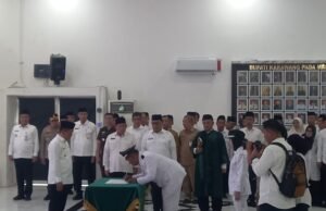 Karawang Cetak Sejarah Pilkades Elektronik, 9 Kepala Desa Resmi Dilantik Bupati Aep