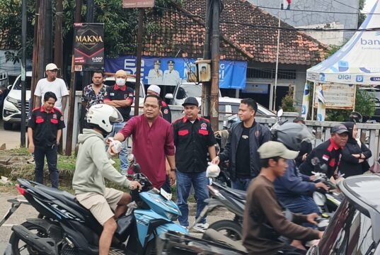 Ramadhan Penuh Berkah, DPD GMPI Karawang Bagikan Ribuan Takjil