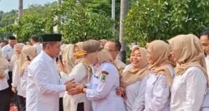 Pemda Karawang Gelar Apel Perdana, Bupati Tekankan Disiplin dan Profesionalisme ASN