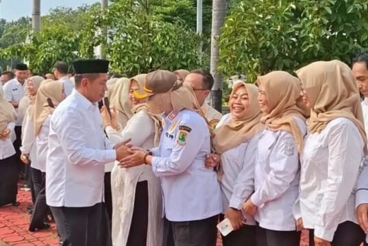 Pemda Karawang Gelar Apel Perdana, Bupati Tekankan Disiplin dan Profesionalisme ASN