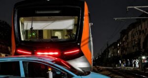 Gara-gara Taksi Mogok, Argo Bromo Anggrek Hantam KRL di Bekasi: 16 Orang Tewas