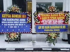 Karangan Bunga Banjiri PN Tipikor Bandung, Publik Dukung KPK Bongkar Dugaan Ijon Proyek APBD Bekasi