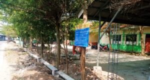 Pengawasan Amburadul, Proyek Pagar SMPN 1 Muaragembong Diduga Abaikan Spesifikasi