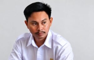 Diduga Tak Sesuai Rekomendasi Damija, Galian Fiber Optik di Pantai Bakti Dihentikan Kades
