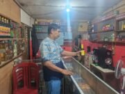 Ops Pekat Polsek Rengasdengklok, Polisi Sita Miras dari Kios Jamu di Amansari
