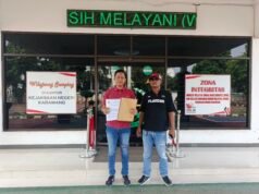 Dugaan Penjualan Aset Bongkaran Sekolah, FPJB Resmi Laporkan Kepala SMPN 2 Jayakerta ke Kejari Karawang