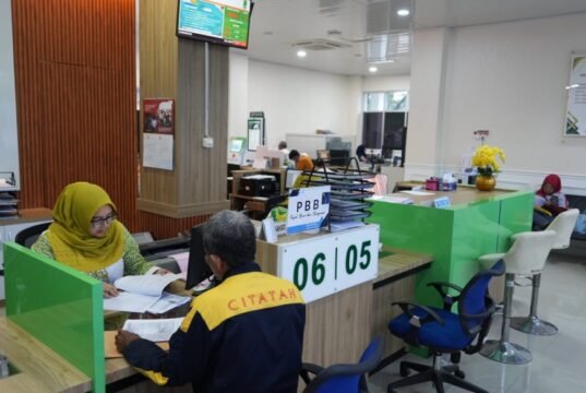 Bayar PBB-P2 Kini Lebih Mudah, Warga Karawang Bisa Bayar Online dalam Hitungan Menit