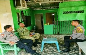 Bhabinkamtibmas Polsek Rengasdengklok Sambangi Koramil 0404, Perkuat Sinergitas TNI-Polri