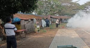 Camat Panji Santoso Turun Langsung Pimpin Kegiatan Bersih-Bersih, Ajak Warga Rawat Lingkungan Bersama
