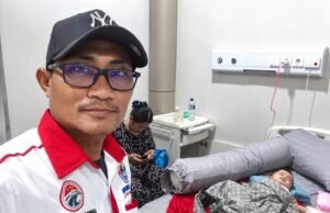 DPD IWO Indonesia Kabupaten Bekasi Sigap Antar Balita Sakit ke Rumah Sakit