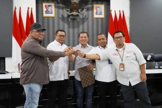 Pemkab Karawang Perkuat Mitigasi Kekeringan, 20 Alat Berat Disiapkan untuk Benahi Irigasi