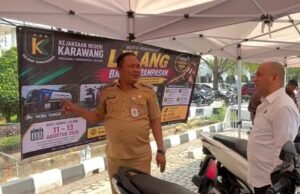 Wabup Karawang Tertarik Ikuti Lelang Bus Kejari, Disiapkan untuk Kepentingan Sosial