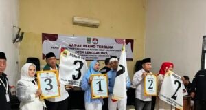 Ribuan Warga Antar Sadih Muhammad Farhan, Nomor 3 Jadi Sinyal Kuat di Pilkades Lenggahjaya?