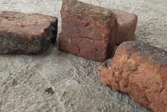 Warga Lemah Duhur Dorong Penelitian Temuan Batu Bata di Lokasi “Keramat Bata”