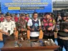 30 Ponsel dan Sajam Ditemukan, Lapas Karawang Musnahkan Barang Terlarang Hasil Razia