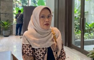 Karawang Terdampak Abu Vulkanik Gunung Anak Krakatau, Dinkes: Warga Tetap Waspada, Jangan Panik