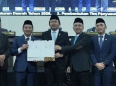 Rapat Paripurna DPRD Karawang Ketok Persetujuan Perubahan APBD 2026