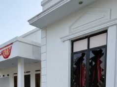 Kaca Kantor Desa dan BPD Sukadaya Pecah, Warga Sebut Ada Dugaan Oknum Perangkat Desa