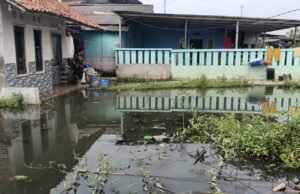 Hampir Dua Bulan Debit Irigasi Tinggi, Warga Kutakarya Desak PJT II Bertindak Sebelum Banjir