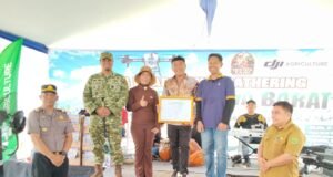 Tridjaya Tani dan DJI Agriculture Perkenalkan Drone Pertanian Modern di Subang, Dorong Efisiensi Kerja Petani