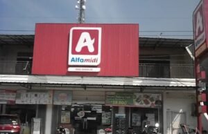 Gerai Sudah Beroperasi, Kelengkapan Izin Alfamidi Rengasdengklok Dipertanyakan, Kecamatan Akan Cek Lokasi